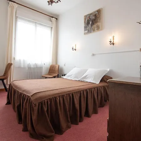 Au Bon Accueil ホテル 3*